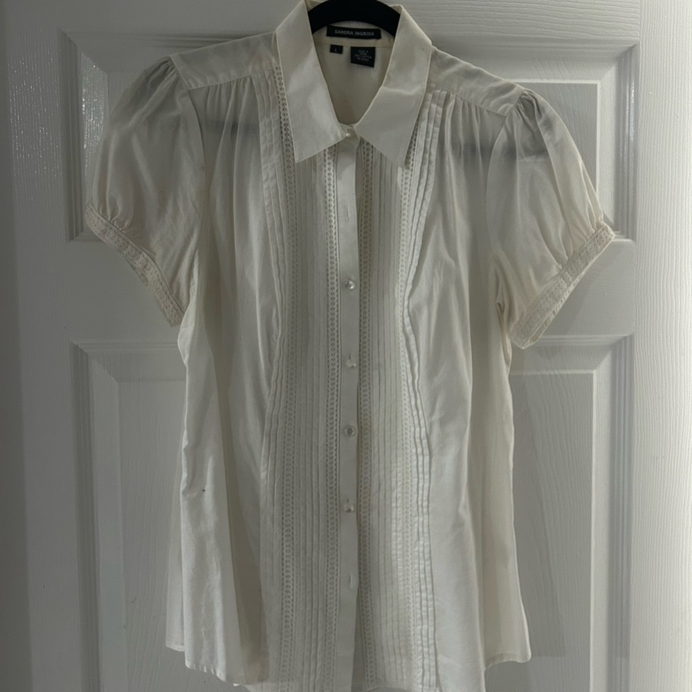 Sandra Ingrish White Flutter Sleeve Blouse
